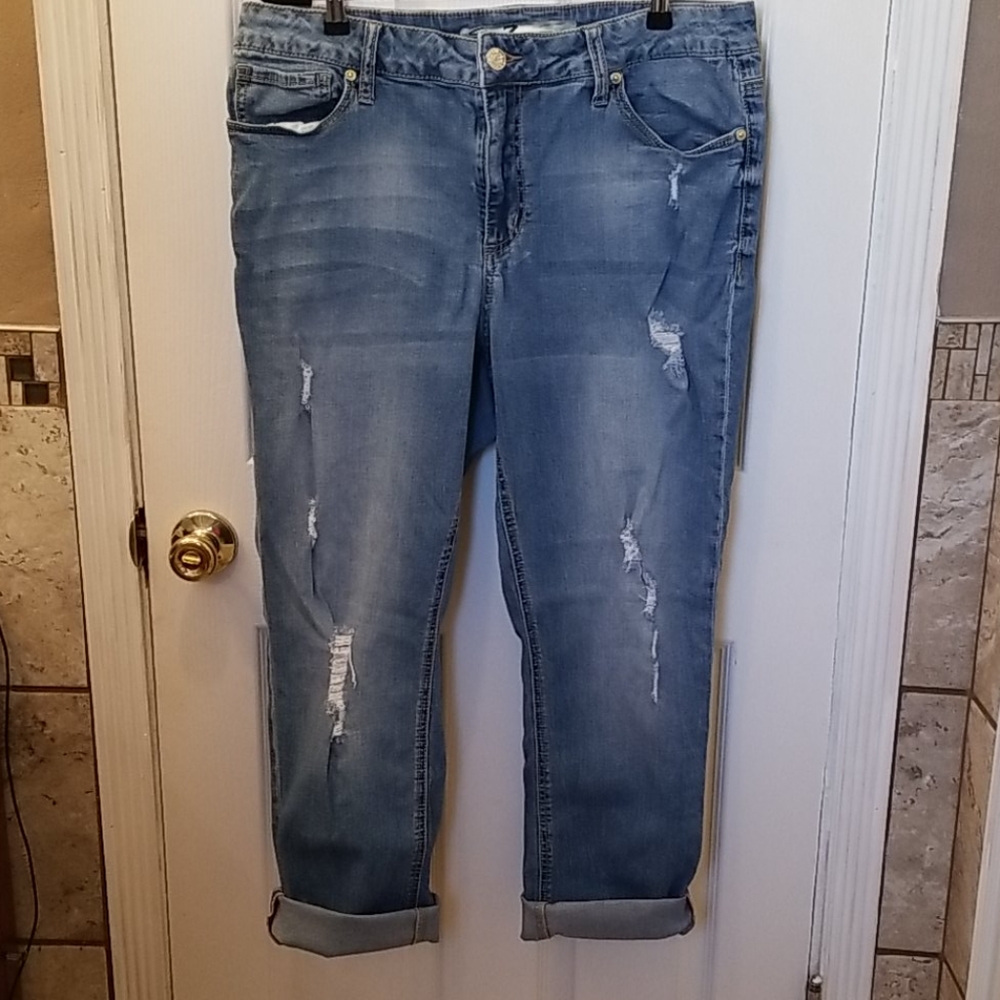 Seven7 Jeans